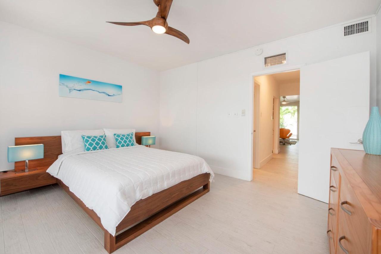 Beach Living At Island Pine Villas Blse George Town Exterior foto